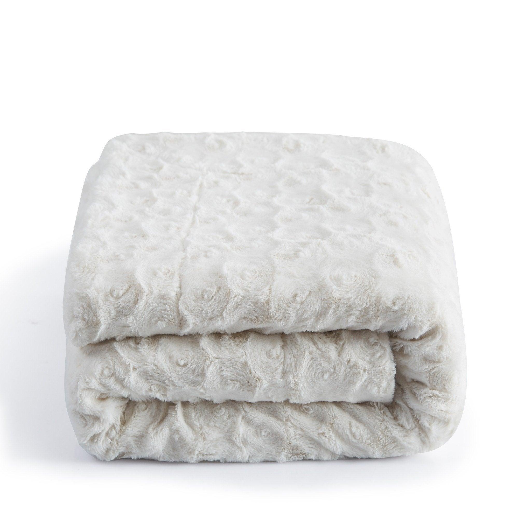 DaDa Bedding Luxury White Roses Fluffy Soft Sherpa Backside Faux Fur Throw Blanket (K11)